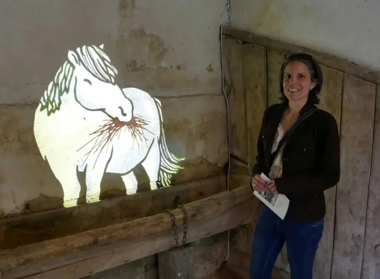 kati lacey with gobo illustration at kelmscott